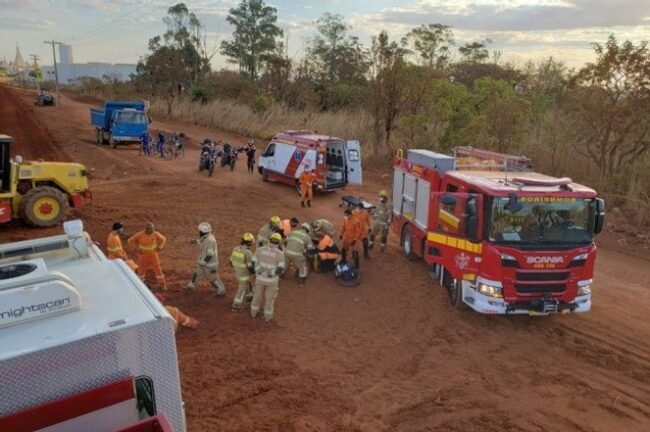 78065e_188613bf3afa4df38008b050b3229c13mv2