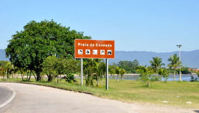 Praia da Enseada em São Sebastião (SP)