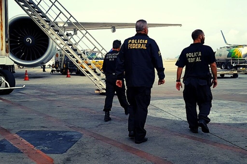 Polícia Federal prende foragidos
