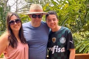 Miguel Fernandes Brandão com seus  pais, Luiz e Genilva Brandão