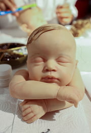 Os bebês reborn surgiram na década de 1990, nos Estados Unidos