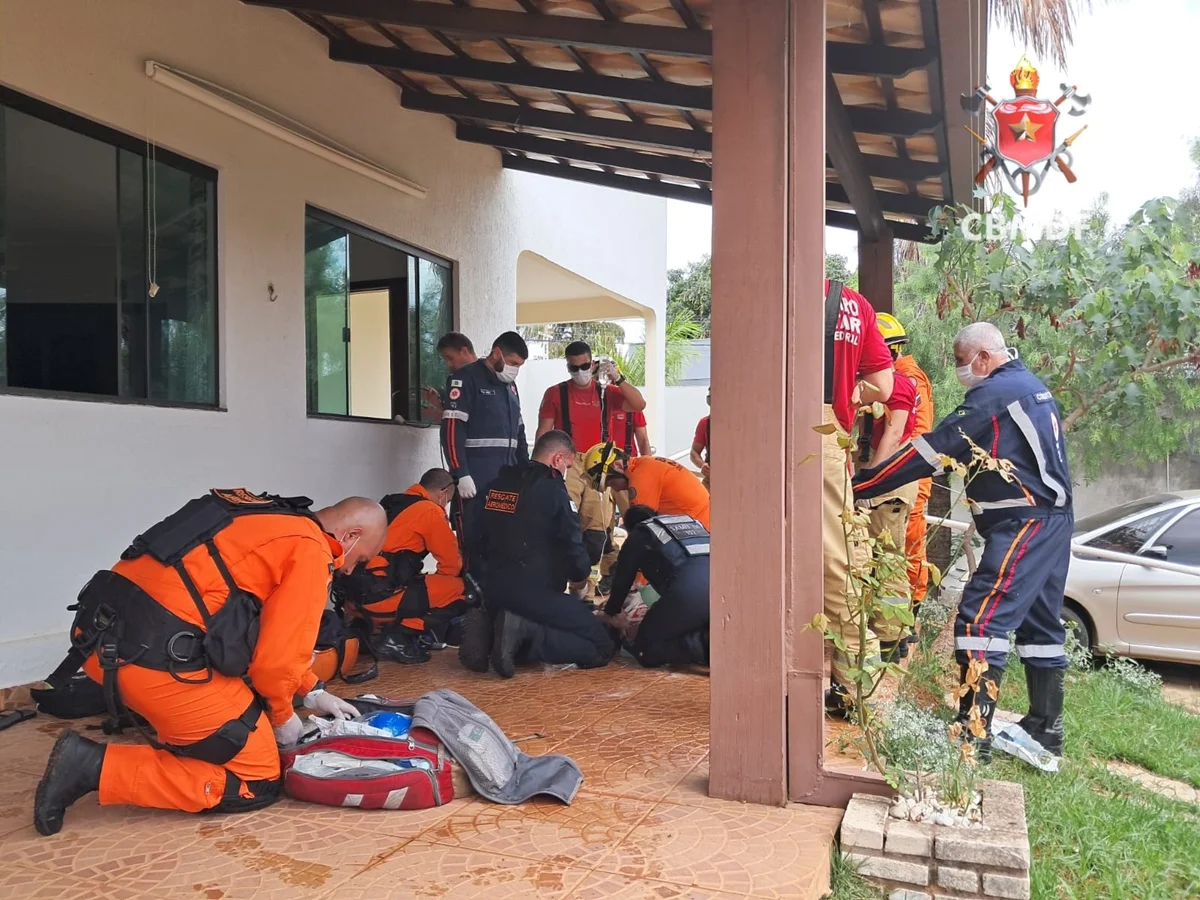Bombeiros em atendimento - Metrópoles