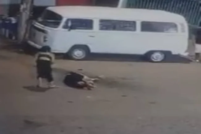 Vitima-caida-no-chao