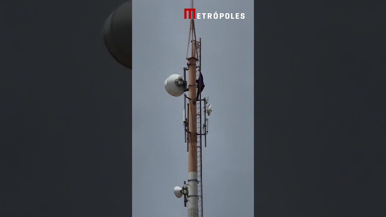 Homem depreda torre de telefonia no centro de Ceilândia DF