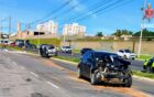Carros batidos após acidente em via - Metrópoles