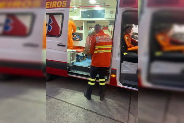 Homem é agredido ao ser confundido com gêmeo que marcou date com ex - destaque galeria