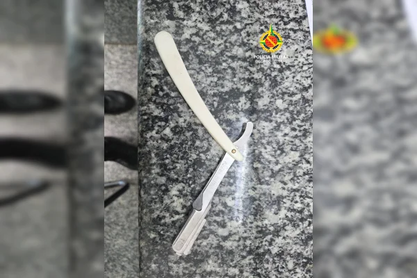 Adolescente ameaça matar professor com enxada em escola na Asa Sul - destaque galeria