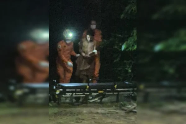 Tarado leva surra e é jogado em matagal após assediar mulheres no DF - destaque galeria