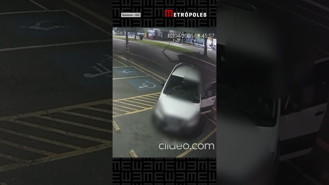 Homem ateia fogo em loja de carros após problema com documentação de veículo