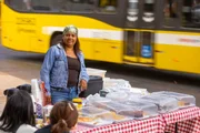 Inês é moradora de Valparaíso (GO) e inicia a rotina de madrugada