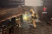 Novos registros mostram o rastro de destruição deixado pelas chamas, que danificaram cerca de 40 boxes