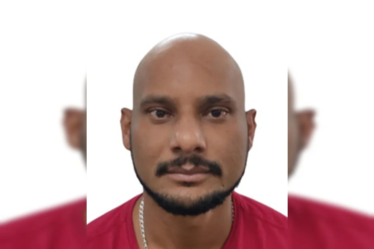 Sandro Souza de Oliveira, de 34 anos, preso pelo feminicídio de Dileusa Almeida Durães