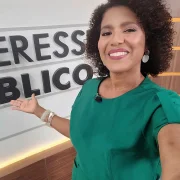 Ela também apresentava o programa Interesse Público, do Ministério Público Federal, exibido pela TV Justiça